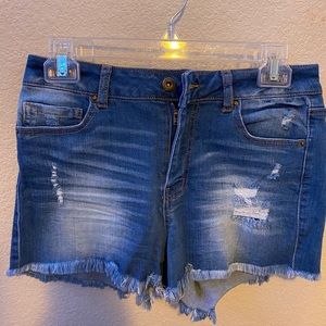 brand new jean shorts never worn them